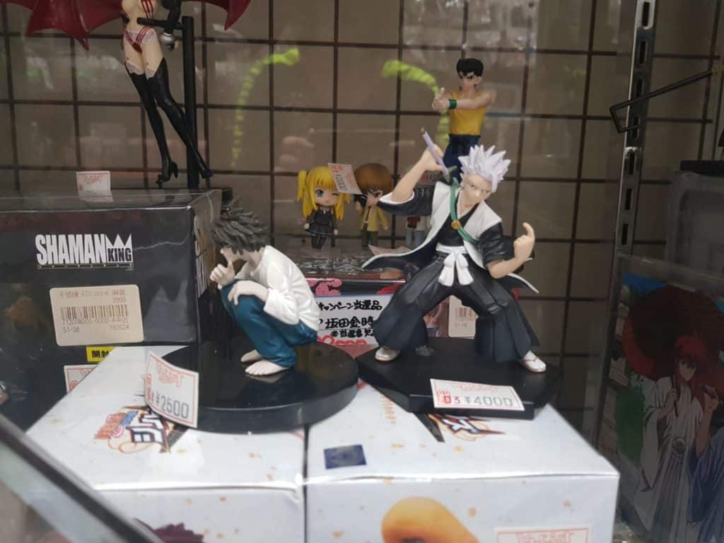 Death note, Yusuke and other figures